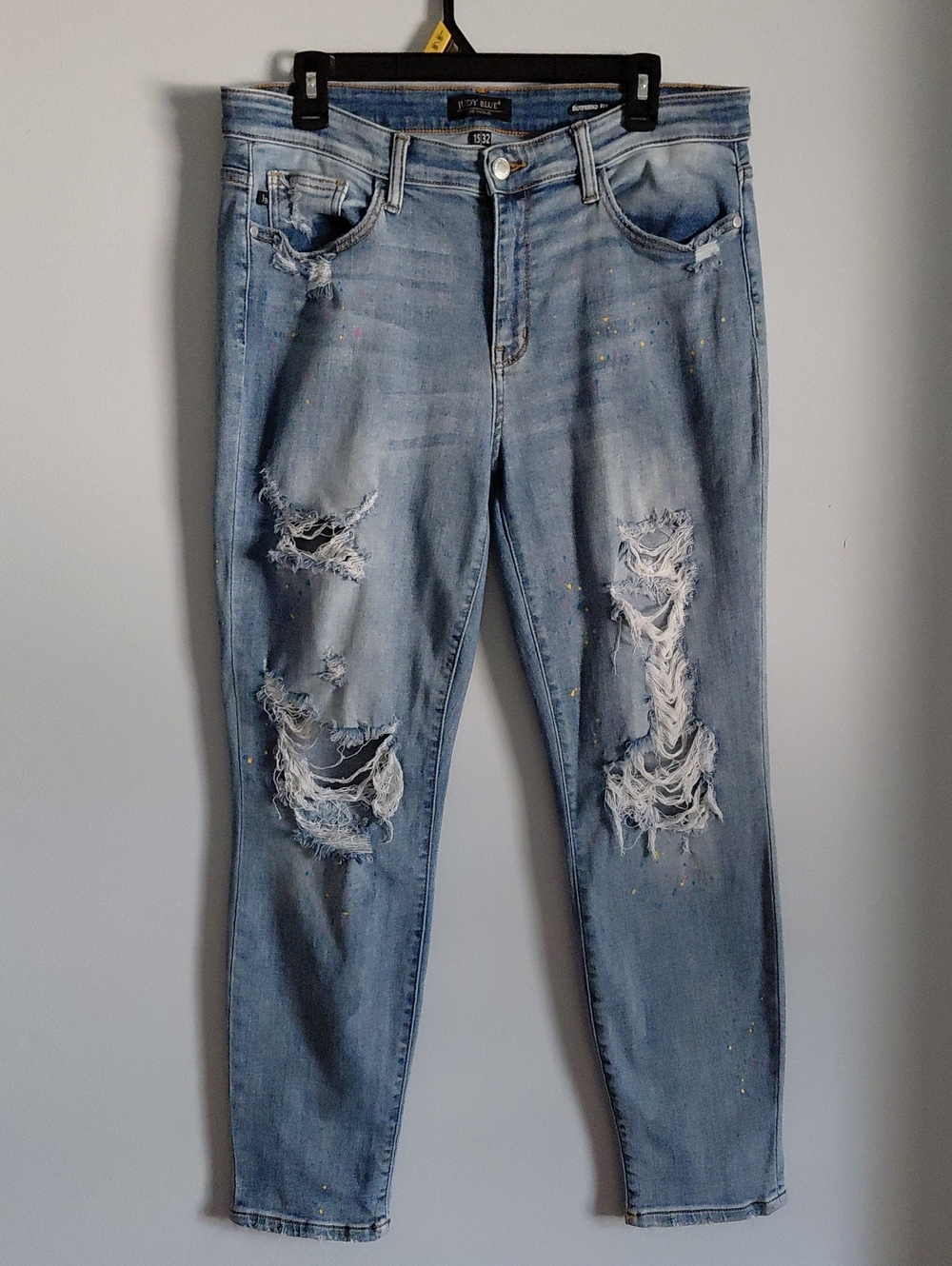 Judy Blue Boyfriend Fit Distressed Paint Speckled Skinny Lightwash Jeans 15/32
